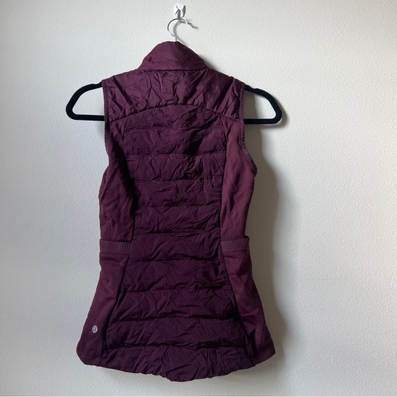 LULULEMON Down For It All Cassis Puffer Vest Size 2 - Picture 4 of 4